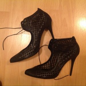 Balmain limited Edition tie lace up 5" shoe bootie